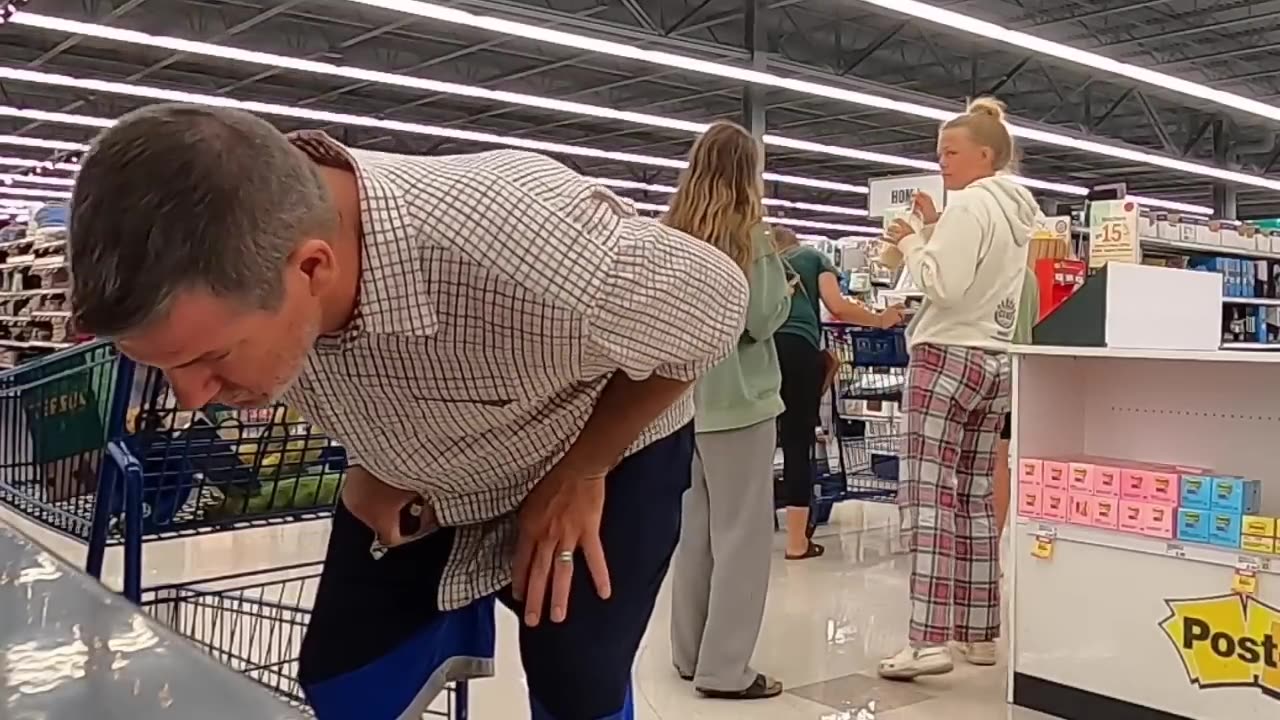 Farting in public . Reaction of people🤣🤣 funny video
