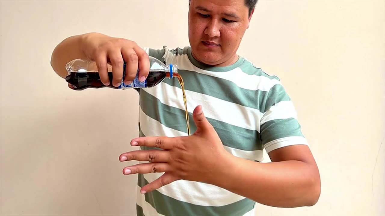 4 Easy magic tricks revealed