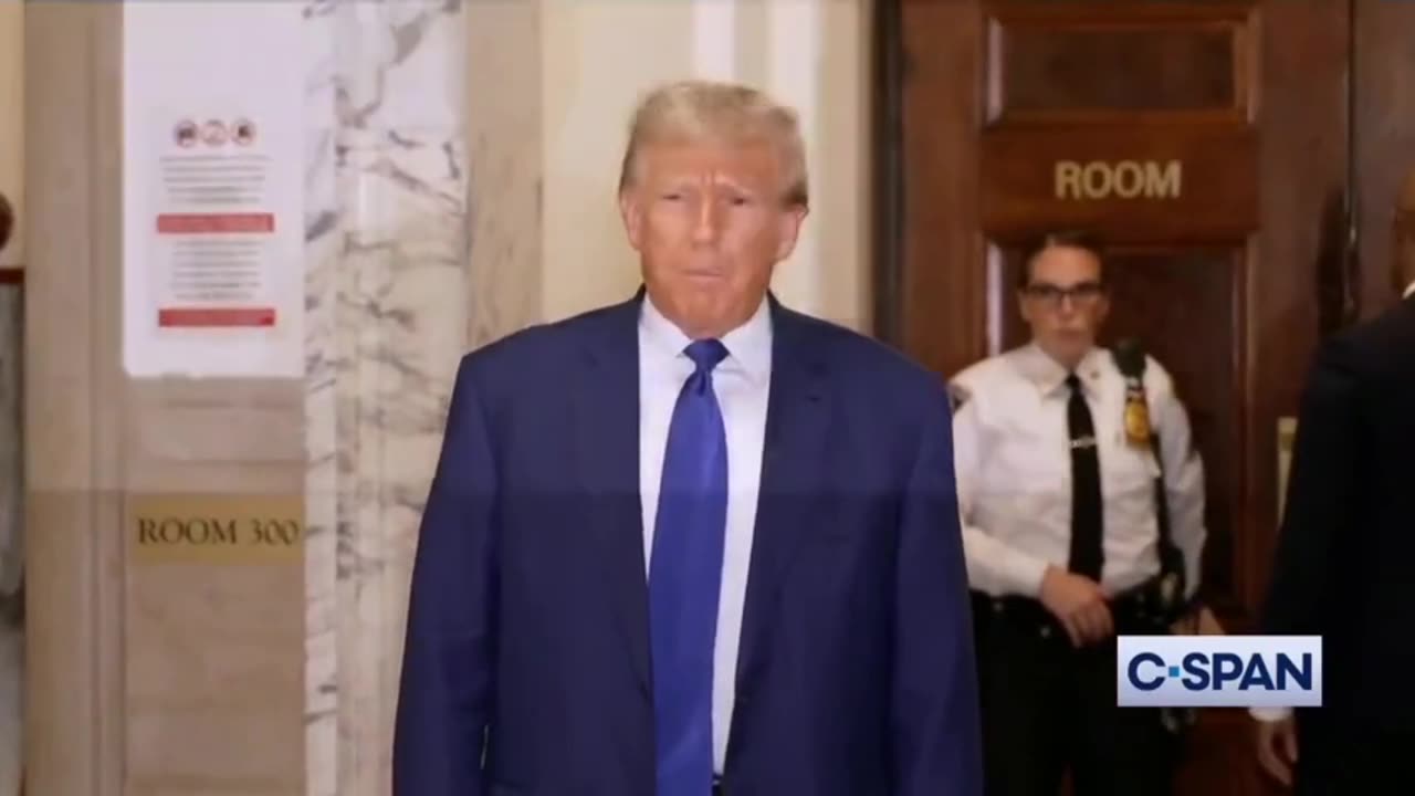 Trump Congratulates Mike Johnson for Becoming House Speaker