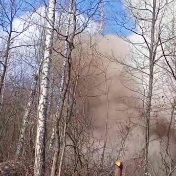 OTRK 9K720 Iskander firing its missile.