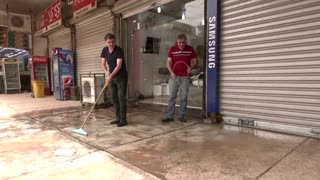 Dust storms hit Iraq, dozens hospitalized