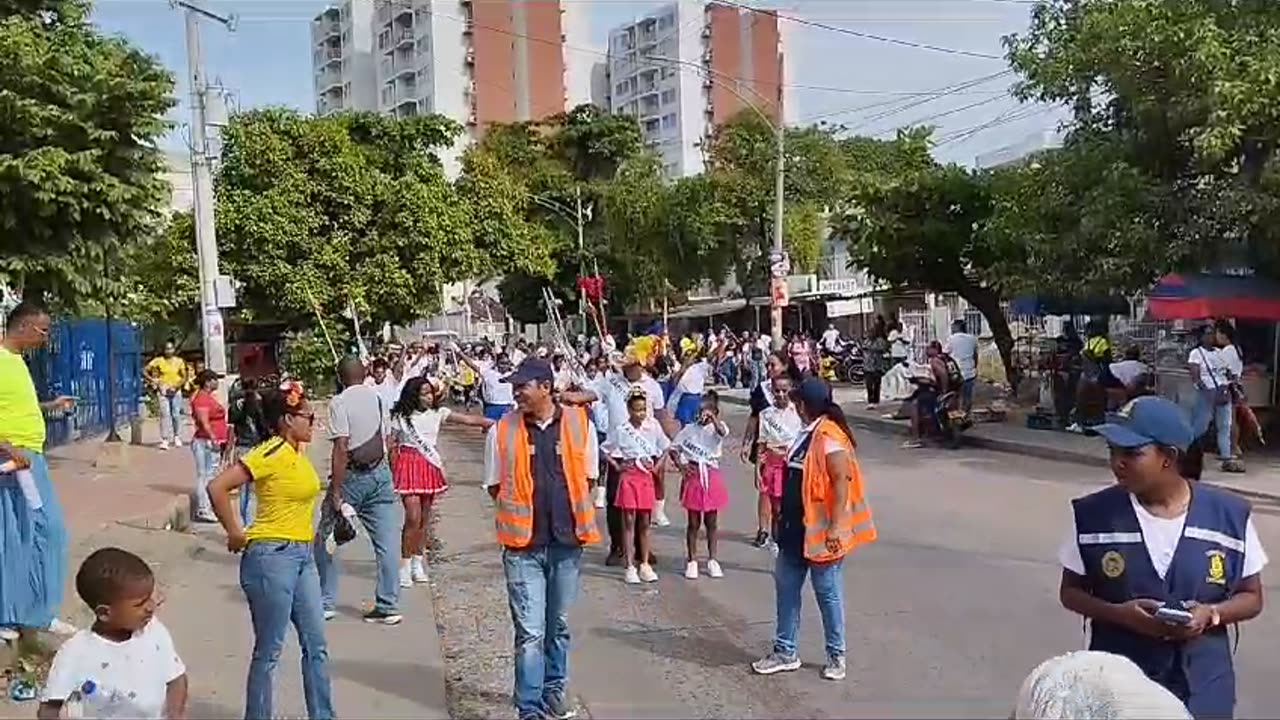 Desfile del barrio 7 de Agosto