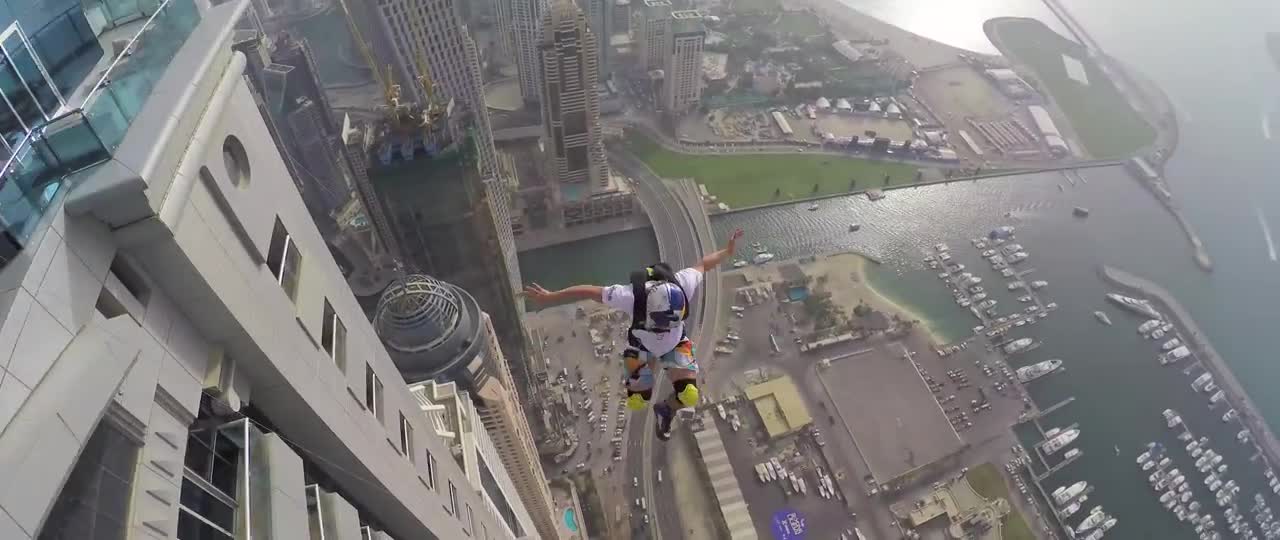 Dream Jump - Dubai 4K