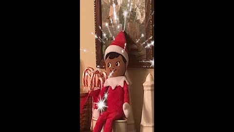 Elf makes it snow in the house - with the help of Santa!