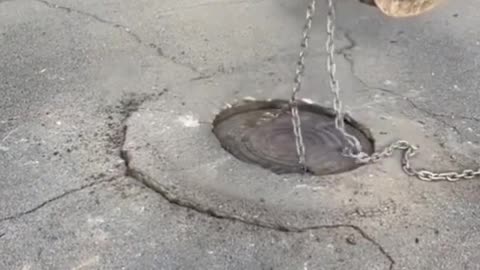 Manhole cover repair