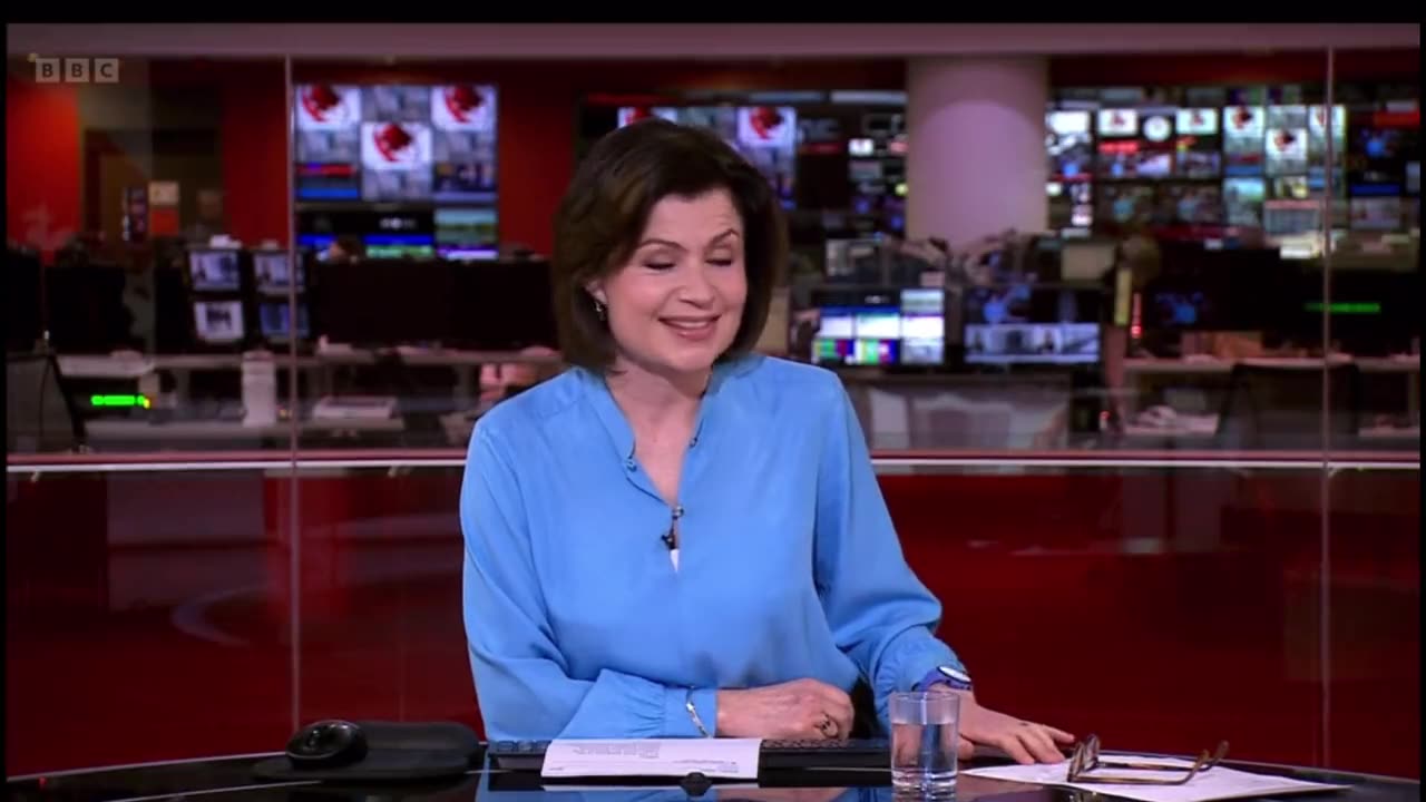 White Hats in control - BBC showed MAGA crowd instead of sports clip π£π₯ππΊπ - cheers Andi π«π·π΄σ §σ ’σ ·σ ¬σ ³σ Ώ