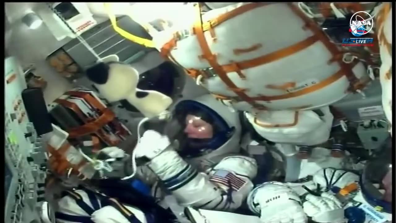 NASA Astronaut Tracy Dyson Launch to the Space Station