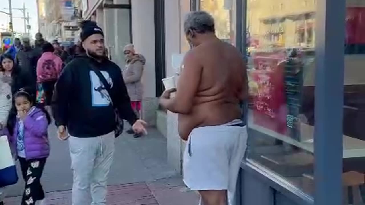 Street Begging Gone Wrong! 😂 #StreetComedy #NYC #FunnyShorts #LOL