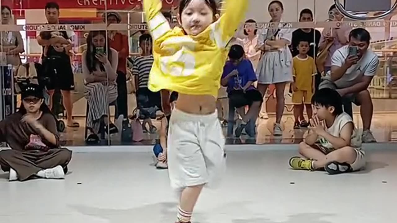 cute baby dancing hip hop super
