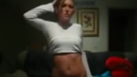 BRITTANY MUSKOPF TRYING TO BELLY DANCE [LOW QUALITY]