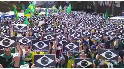 Golpistas: bolsonaristas pintam bandeira do Brasil de preto em Caxias do Sul (RS)