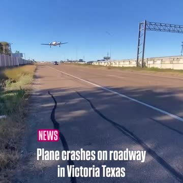 Plane Lands on Texas Highway | Check Description