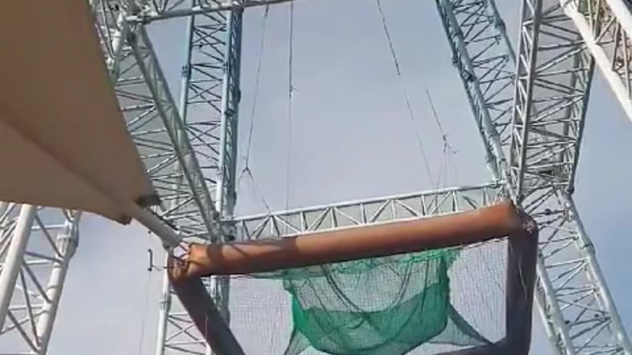 The most thrilling bungee jump without safety gear