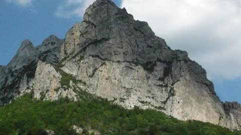 The face in the mountain.