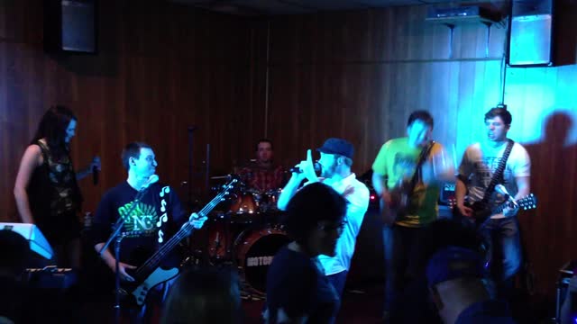 2013.01.26 Motorbiscuit Calling Dr. Love