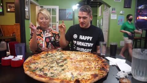 100 dollar GIANT pizza challenge