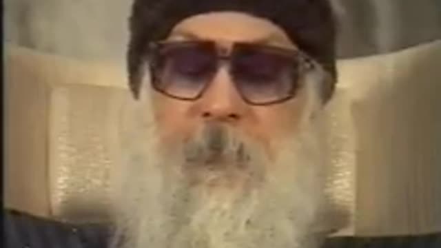 Osho Video - Hyakujo, The Everest Of Zen, With Basho's Haikus 01