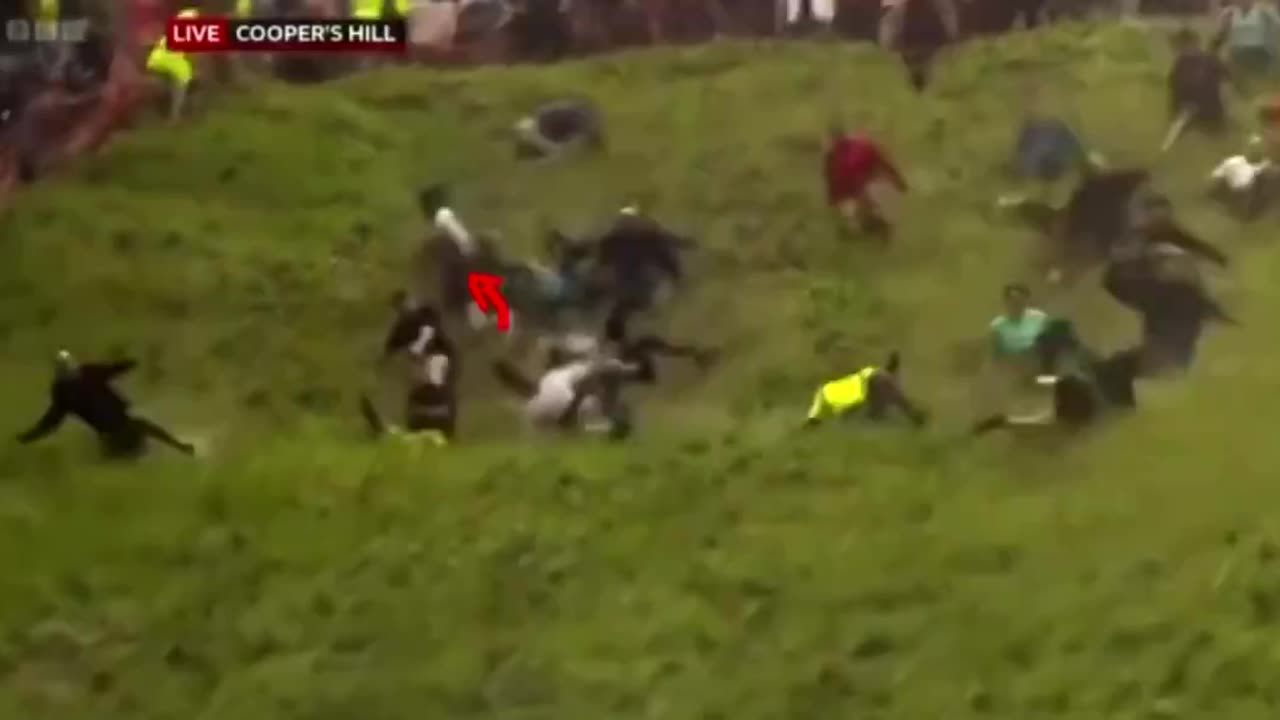 IShowSpeed placed 4th in the Gloucestershire Cheese Rolling 2024 competition