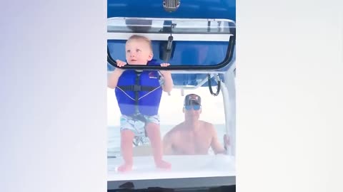 Try Not To Laugh - Funniest Babies On The Beach