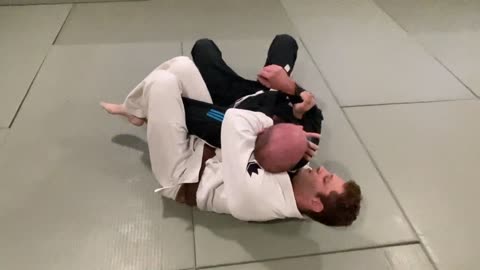 BJJ Turtle Attacks: Roll to crucifix choke