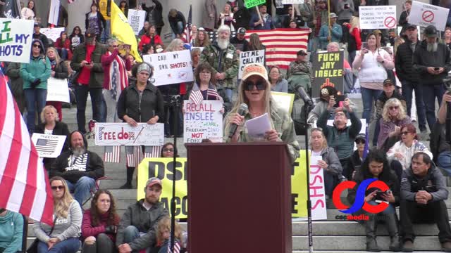 Katie Daviscourt And Jonah Faitala From Turning Point USA Speak At #NoYouMove Mandate Protest