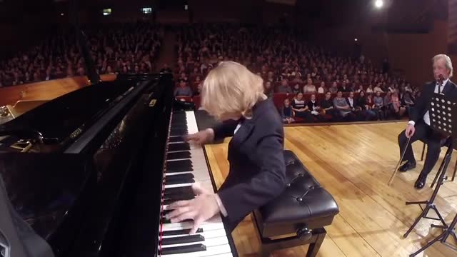 Amazing piano kid girl