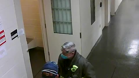 1665HQOB02PrisonerProcessingCell_2021-01-06_15h40min01s587ms.mp4