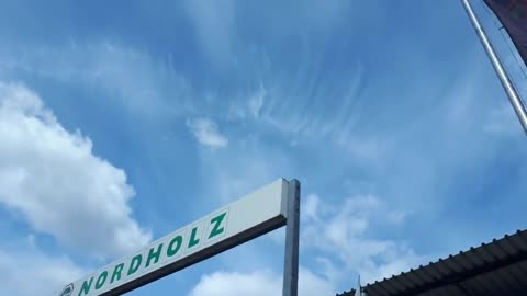 Himmel in Berlin am 4.4.2023 um 14:50 Uhr