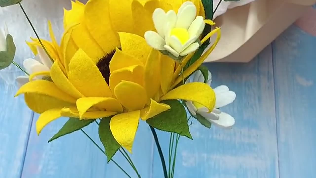 Paper Comes Alive! 🚀🌌 Explore 3D Paper Art Techniques