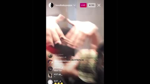 Hoodbaby Peppa IG live got robbed ot phone and money took ?