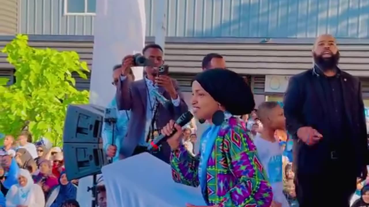 Rep. Ilhan Omar (D) just held an event in Minneapolis, no english or american flags