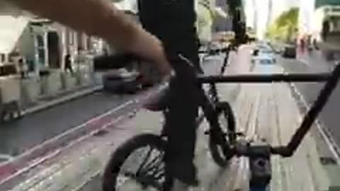 BMX Jump Off a Truck in Traffic #bmx #nyc