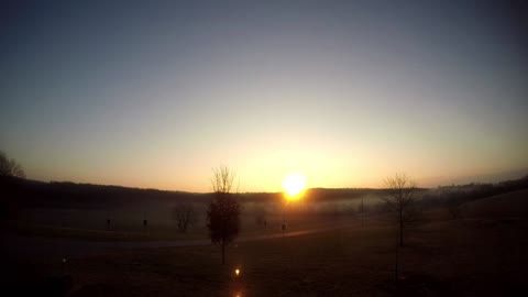 Sun Rise 11 25 22 34f/2c