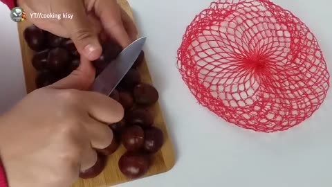 Chestnuts are ready in a few minutes in the pan, easy and quick