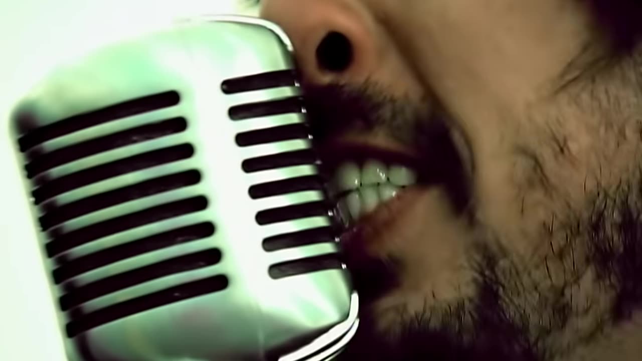 Foo Fighters - Best Of You (Official Music Video)