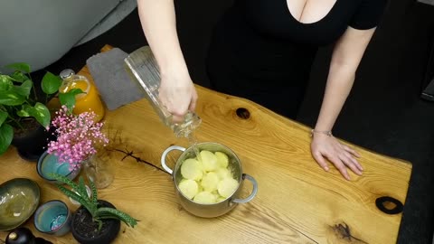 When you have 3 potatoes, prepare this easy and delicious potato dish