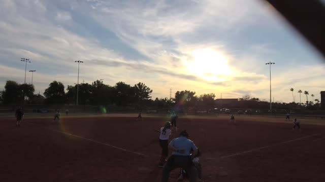 Sissi bloop single vs Thunder