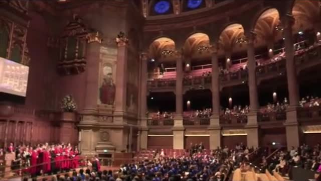 I received a personal video from the graduation ceremony of the University of Edinburgh