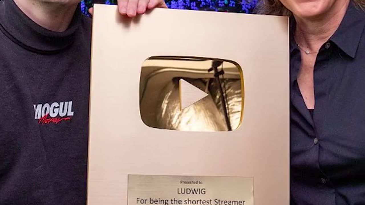 CEO Youtube Mengundurkan Diri, Akhirnya Anjing Suka Sensor Ini Turun Juga!