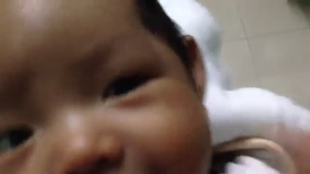 Winky baby