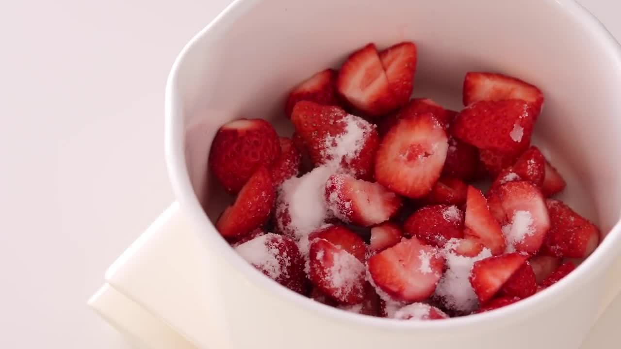 No-Bake Strawberry Cheesecake＊Eggless & Without oven｜HidaMari Cooking