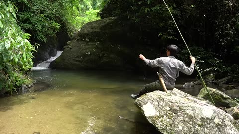 2 DAYS SOLO SURVIVAL: (NO FOOD, NO WATER, NO SHELTER) HEAVY RAIN, FISHING, CATCH & COOK