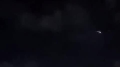 UFO caught on film over MEXICO!!! 👀(MUST WATCH)