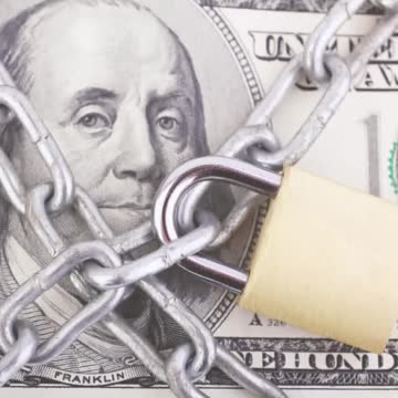 Should you lock your mortgage interest rate?