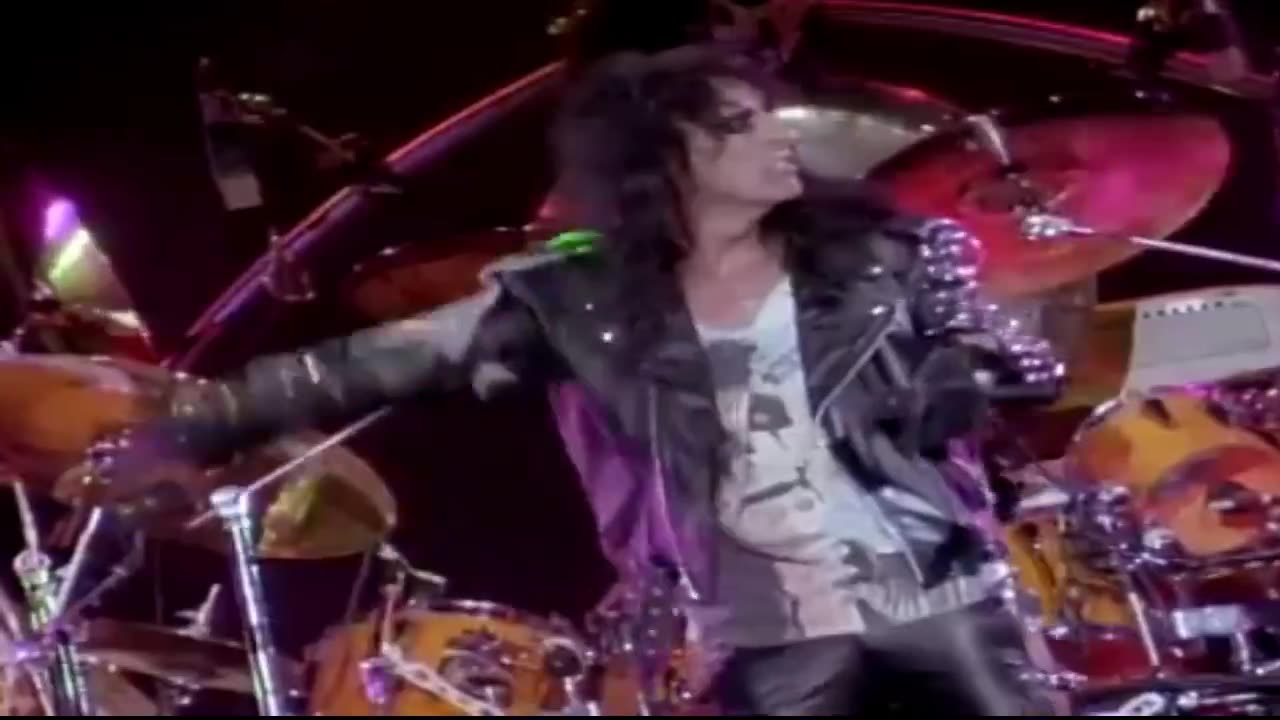 👉Διασημοι Πρωην #Αθεοι Αποδεχονται ΧΡΙΣΤΟ☦️ -🎵Alice Cooper 🎶-