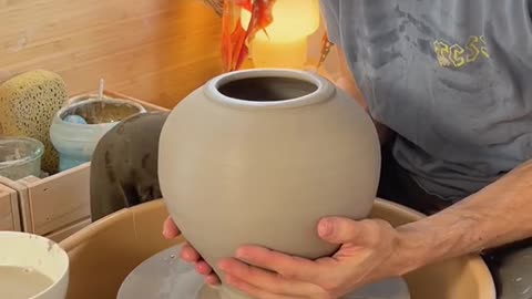 I think this is my best one so far #pottery #satisfying #asmr.mp4