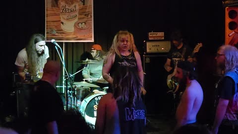 SLUTBOMB