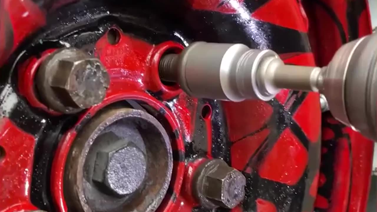 Pneus de voitures faits maison avec des tubes, sans air 🚗 Un travail de pro
