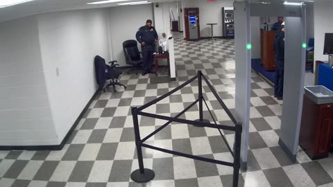 6135RHOBG3G3L8ScreeningArea8_2021-01-06_07h20min01s357ms.mp4