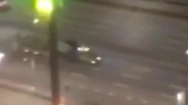 Armored vehicles began to be moved around Kiev.